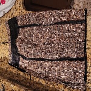D&G skirt size 38 (S)  wool blend skirt